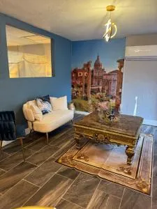 Little Italy - Welcome to Rome - أورانج بارك