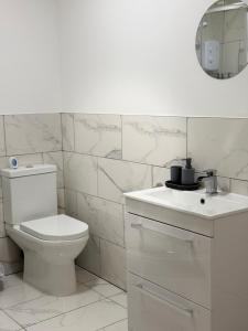 Luxury Super-King Bed Flat in Town Centre