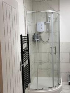 Luxury Super-King Bed Flat in Town Centre