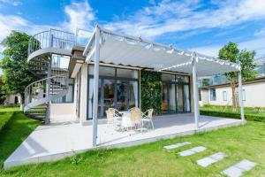 Trà Cổ Luxury Hotel