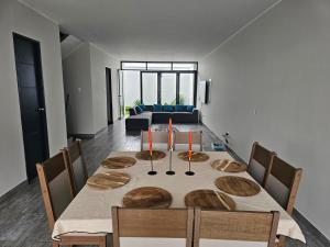 Casa en Asia con piscina