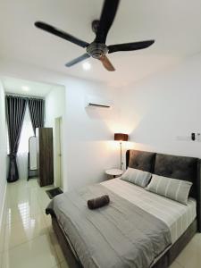 Sungai Long Guesthouse