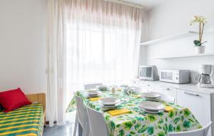 2 Bedroom Gorgeous Apartment In Bibione