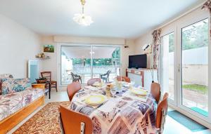 Nice Home In Saint-Georges-De-Didon