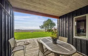 4 Bedroom Stunning Home In Karby - Heltborg