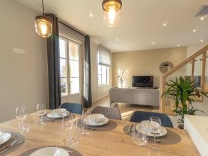 Maisons de vacances Maison de Charme, 3 Chbres, Airco, Parking a Chatelaillon-Plage - FR-1-535-62 : photos des chambres