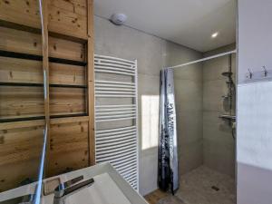 Maisons de vacances Chalet Nature avec Sauna et WIFI pres Gerardmer - FR-1-589-777 : photos des chambres