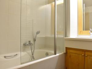 Appartement 4 pièces pour 8 à Méribel avec parking - FR-1-180-645