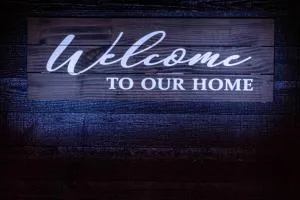 2 King Bed, Kitchenette, Game Area, Living Room, Office Room, Backyard - Bothell