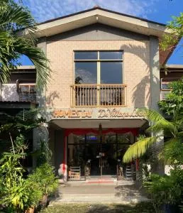 De Village Lodge - Kampong Enam