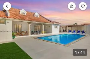 Esmeralda-Aruban Gem - Palm-Eagle Beach