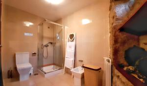Comfortable house in Lindoso, stunning mountain view