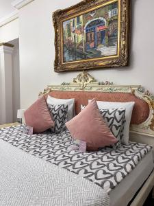 Elegant 5 bedr apartment with sauna in the centre, near Viru and Old Town, with private parking