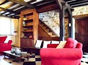 Charming House in Viroinval Forest - Sauna