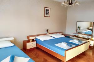 Family-friendly apartment with parking in Vinišće, 100 m²
