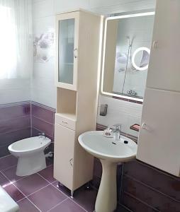 Family-friendly apartment with parking in Vinišće, 100 m²