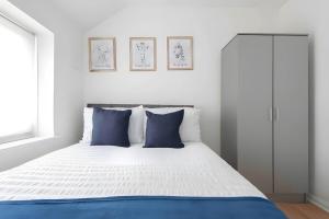 3 Bed House in Rochester 4 Beds