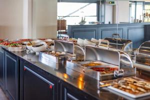 DeMANOR HOTEL ADULT ONLY