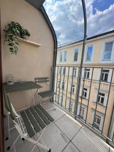 Modern old town studio - Balcony, Coffee, Wifi