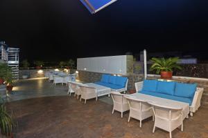 Collection O Pearl Blue