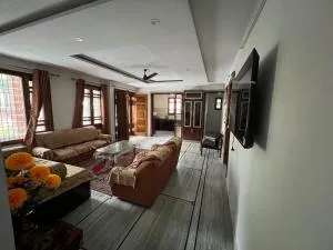 Home away from home - Banikhet