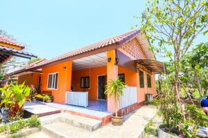 Phalaburi resort by dreamhouse