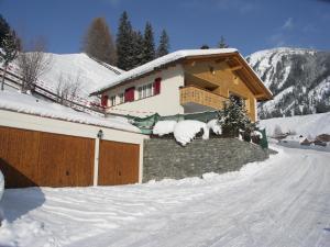 Chalet Im Wieselti
