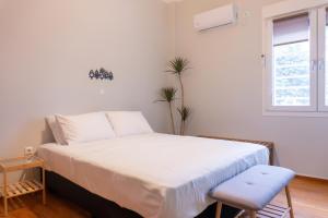 50 Steps Metro Kato Patisia Renovated Athens Apt