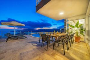 Kalkan 5 Bedroom Villa - 1064