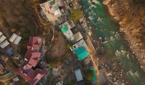 The Trippy Tribe Riverside Hostel Kasol