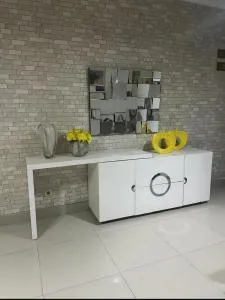 Júlia House - 罗安达