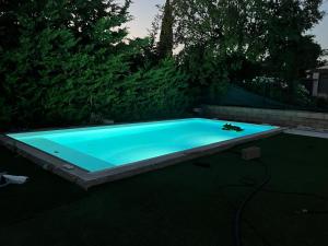 Villa de standing avec piscine