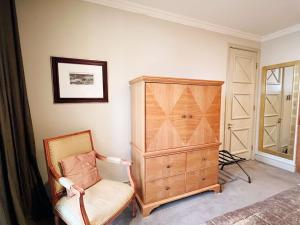 Michelangelo Hotel Luxury 1 Bedroom Apartment- Nelson Mandela Square & Sandton City