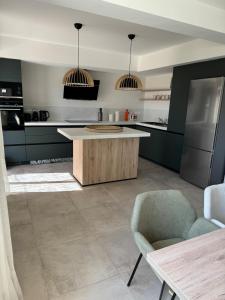 Villas Villa de Marie 10 personnes piscine : photos des chambres