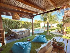 Antonakis Villa Secret Pool & Hot Tub Hideaway