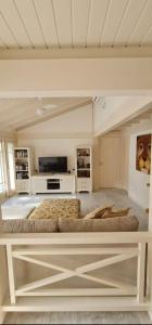 Casa de Praia - Alto Padrão -Condomínio Frente Mar