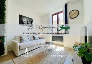 Le République 2, Gare, Centre-Ville - Jallieu