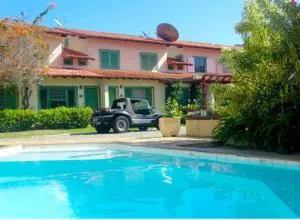 Casa perto do centro na entrada da tartaruga - Búzios