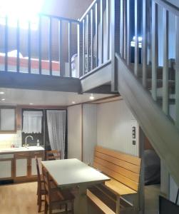 Chalets Chalet confortable a Giffaumont-Champaubert avec terrasse : photos des chambres
