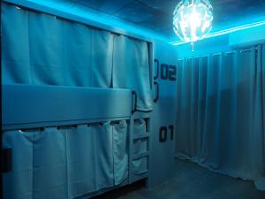 Giường trong Phòng ngủ tập thể 4 người (Bed in 4-Bed Dormitory Room)