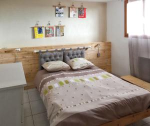 Maison charmante à Agde avec jardin et aire de jeux.