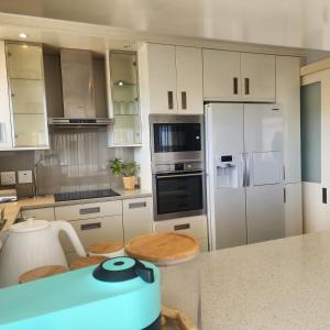 Dolphin beach Apartment -Kite beach