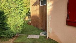 Chalets le Clos des Golferies, chalet avec jacuzzi : photos des chambres
