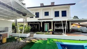 WHG Homestay, Paya Berenjut Kemaman