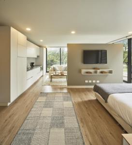 Exclusive Loft 204 with Gorgeous Park View