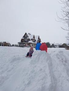 Cicha Woda 300 m od Gorący Potok i Termy Szaflary