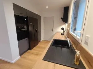 House with garden terrace and balcony with sea view - 卡马雷