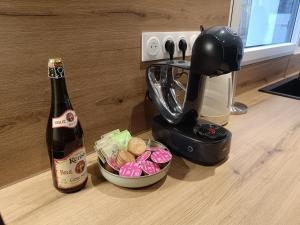 Villas House with garden terrace and balcony with sea view : photos des chambres