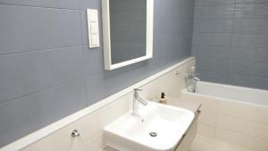 Mistral Residenc 102