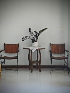 Pak Gub Rao GuestHouse Family Room3